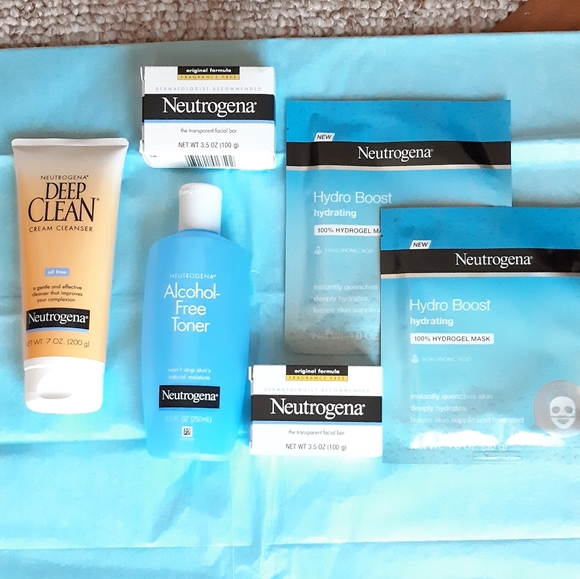 Neutrogena Skincare Bundle - Picture 4 of 13